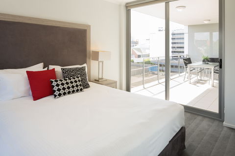 H20 Apartments - Kempsey Accommodation 1
