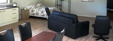 Camawald Coonawarra Bed & Breakfast - Kempsey Accommodation 7