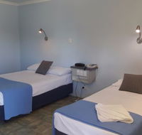 Queens Beach Hotel - Kempsey Accommodation