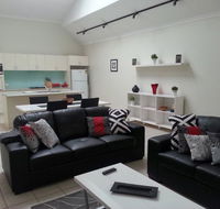 Studio One Accommodation - Kempsey Accommodation
