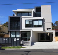 Whitehorse Apartments Hotel - Kempsey Accommodation
