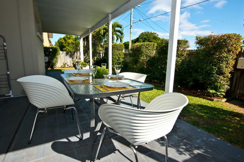 Wynnum Bayside Apartments - Kempsey Accommodation 8