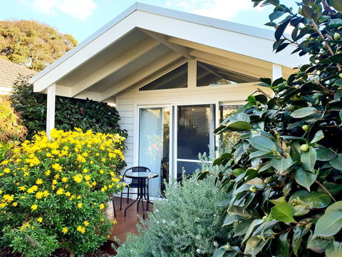 Alkira Garden Studios - Kempsey Accommodation 1