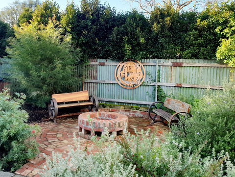 Alkira Garden Studios - Kempsey Accommodation 2