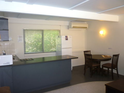 Canberra Short Term And Holiday Accommodation - Kempsey Accommodation 9