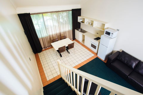 City Oasis Inn - Kempsey Accommodation 4