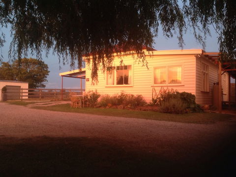 Fairview Bed And Breakfast Cottage - Kempsey Accommodation 1