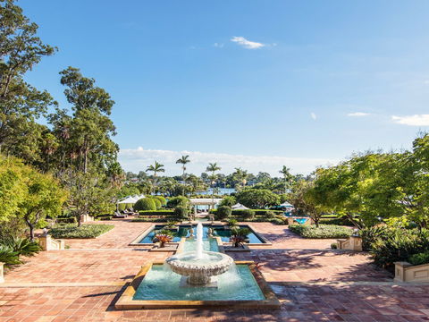 InterContinental Sanctuary Cove Resort - Kempsey Accommodation 3