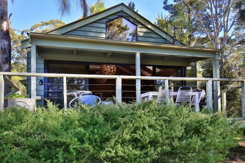 Kangaroo Valley Timber Cabin - Kempsey Accommodation 0