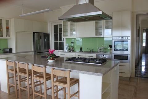 L'Oliveraie - Kempsey Accommodation 4