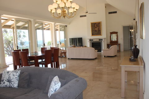 L'Oliveraie - Kempsey Accommodation 9
