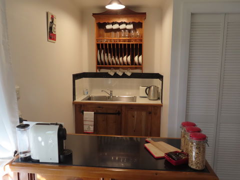 Maison De May Boutique Bed And Breakfast - Kempsey Accommodation 5
