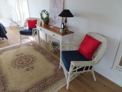 Maison De May Boutique Bed And Breakfast - Kempsey Accommodation 8