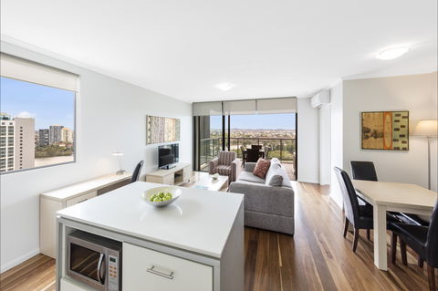 Oaks Brisbane On Margaret Suites - Kempsey Accommodation 1