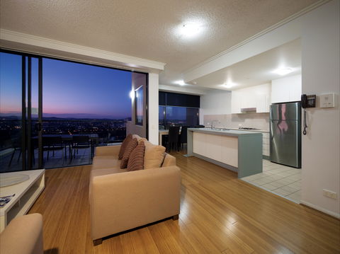 Oaks Brisbane On Margaret Suites - Kempsey Accommodation 2