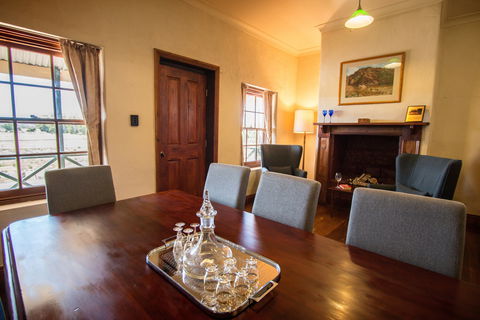 Old Swanport General Store - Kempsey Accommodation 4