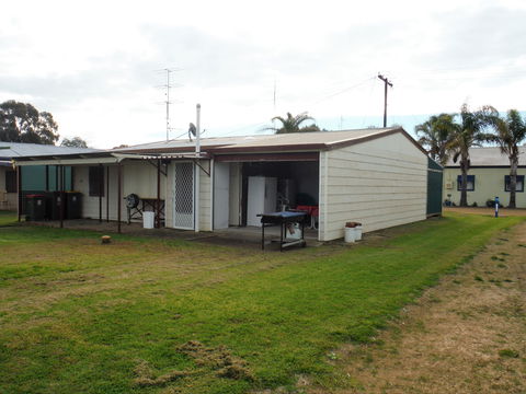 Polly's Shack - Kempsey Accommodation 3
