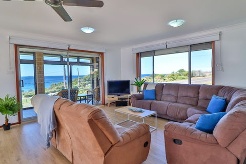 Ripples By The Sea - Kempsey Accommodation 5