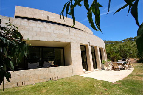 The Summer House - Kempsey Accommodation 0