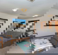 30 Strangways - Kempsey Accommodation