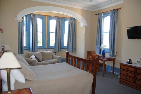 Airlie House Motor Inn - Kempsey Accommodation 1