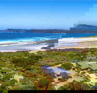 Cloudy Bay Beach House - Kempsey Accommodation