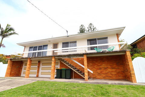 Coastal Horizons At Caves Beach - Kempsey Accommodation 1