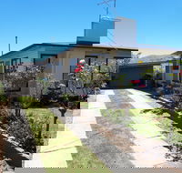 Georgie's Cottage - Kempsey Accommodation