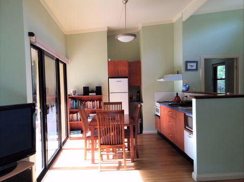 Milton Country Cottages - Kempsey Accommodation 1