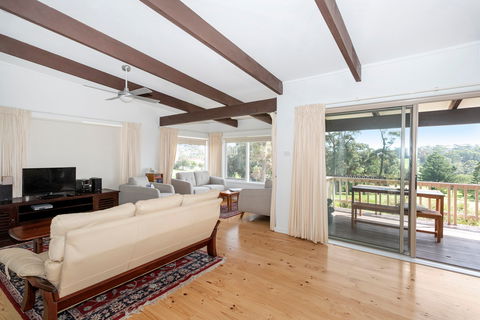 Mollymooks Tee To Sea - Kempsey Accommodation 1