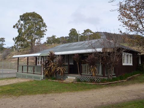 Old Whisloca Cottage - Kempsey Accommodation 1