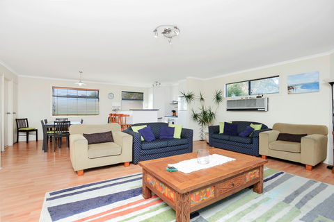 Beach Bound - Kempsey Accommodation 2