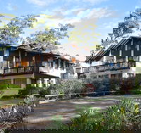Chalet Swisse Spa Retreat - Kempsey Accommodation