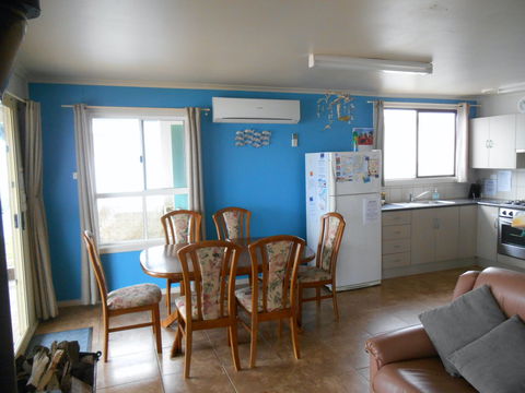 Dot N Pats - Kempsey Accommodation 2
