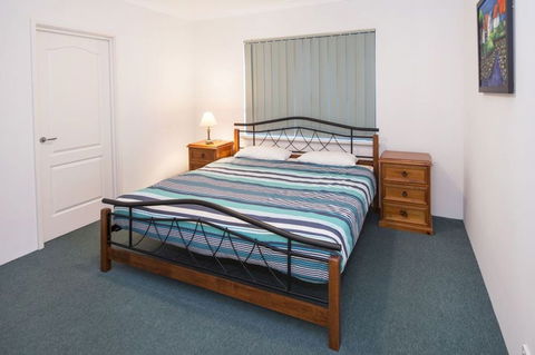 Fairway View - Kempsey Accommodation 1