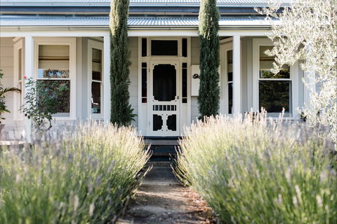 La Maison St Arnaud B&B - Kempsey Accommodation 0