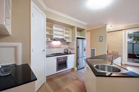Mt Gambier Apartments - Kempsey Accommodation 0
