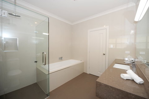 The Barn Accommodation - Kempsey Accommodation 1