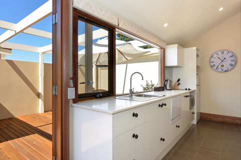 Trafalgar Premium Vintage Suites - Kempsey Accommodation 1