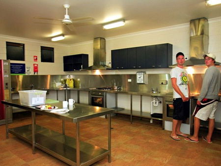 Blue Reef Backpackers - Kempsey Accommodation 1