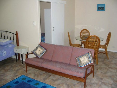 JJ's Holiday Cottages - Mitchell Street - Kempsey Accommodation 2