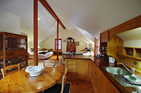 The Mews Studio Apartments - Kempsey Accommodation 1