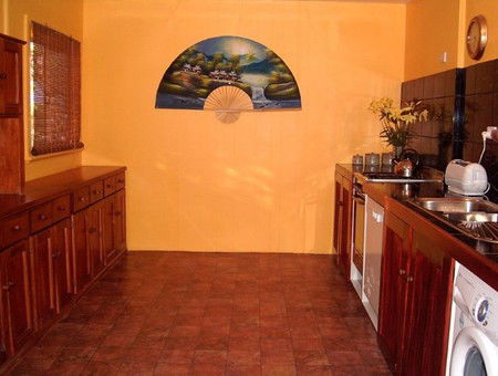 Golden Hearth Cottages - Kempsey Accommodation 2