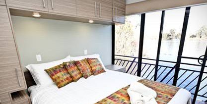 Aaah Willandra Houseboats - Kempsey Accommodation 1