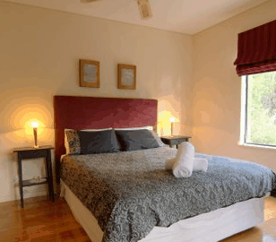 Island Brook Estate Chalets & Winery - Kempsey Accommodation 4