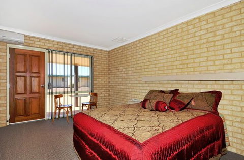 Drakesbrook Hotel Motel - Kempsey Accommodation 0