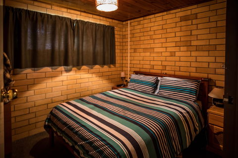 80 Page Drive Blanchetown -River Shack Rentals - Kempsey Accommodation 1