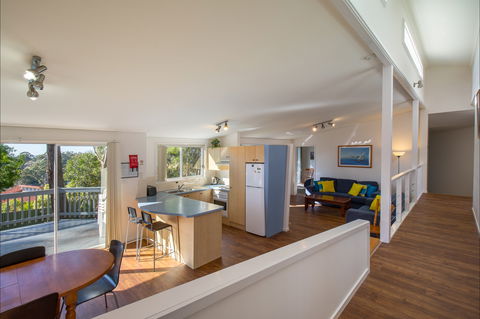 Breeze In Mollymook Beach - Kempsey Accommodation 0