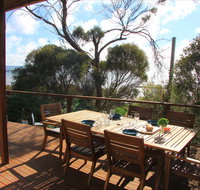 Emu Bay Stay