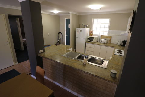 Hillary's Apartment - Kempsey Accommodation 1